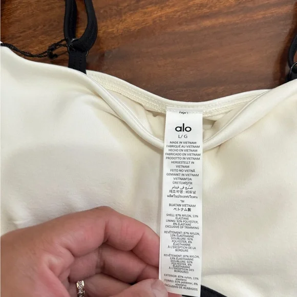 ALO Airbrush Streamlined Bra Tank - Picture 5 of 5